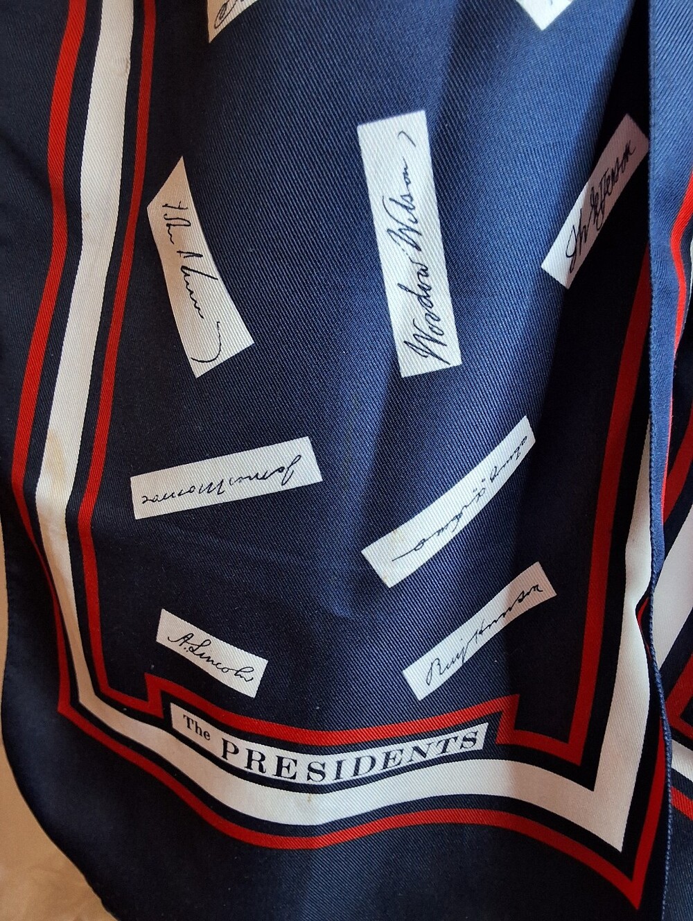 Vintage Millicent The Presidents Scarf Navy Red White Patriotic Signature Print - Picture 7 of 10